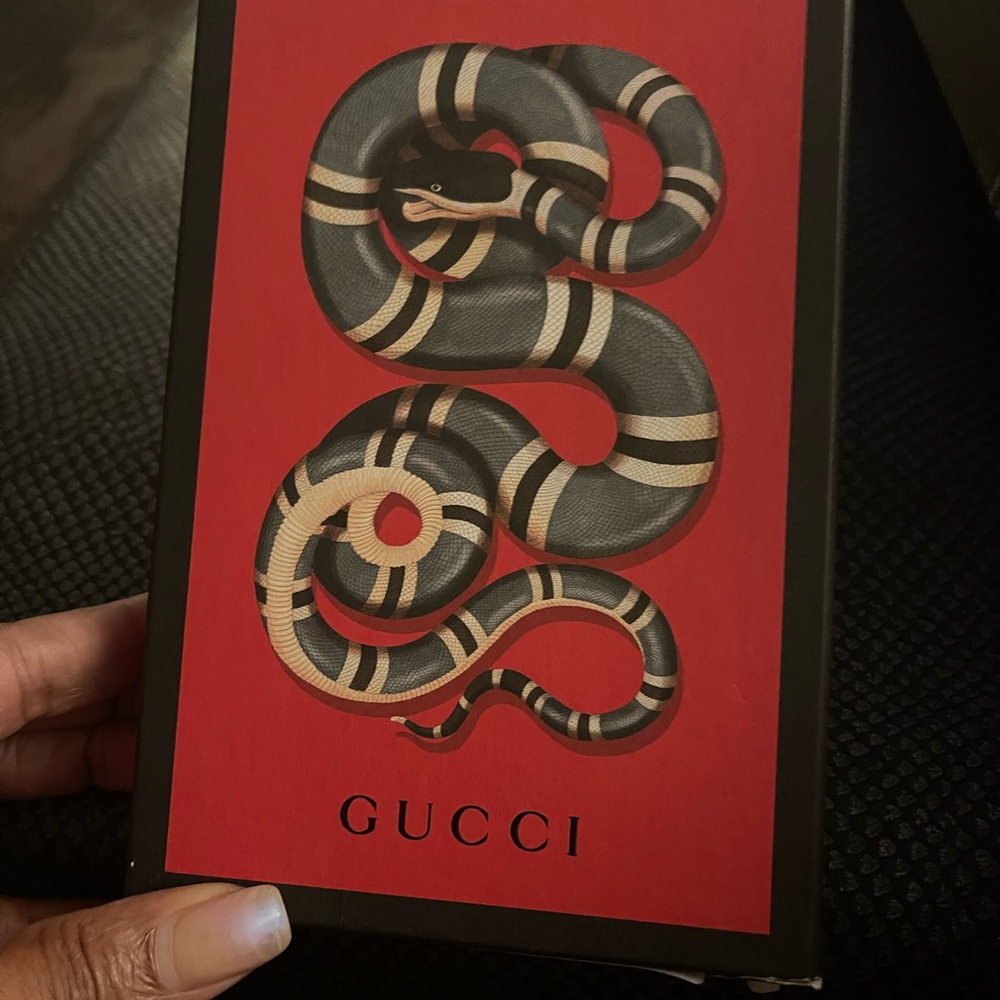 Old Gucci cell phone case for sell. IPhone 6 OS. $50 yes it’s real